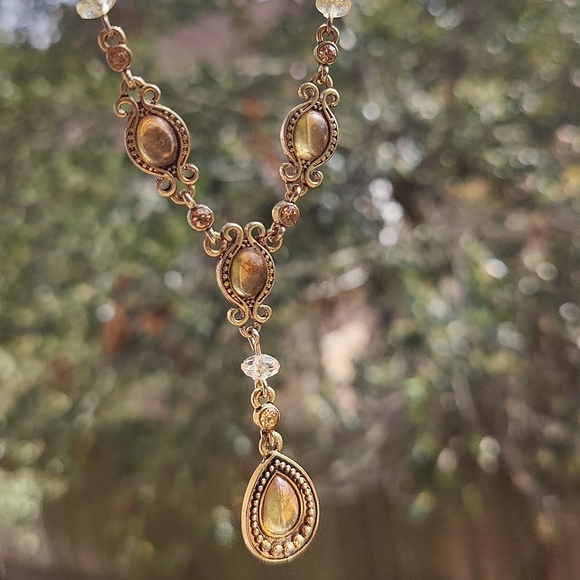 Avon | Vintage Faux Amber Goldtone Lariat Signed - Picture 6 of 8